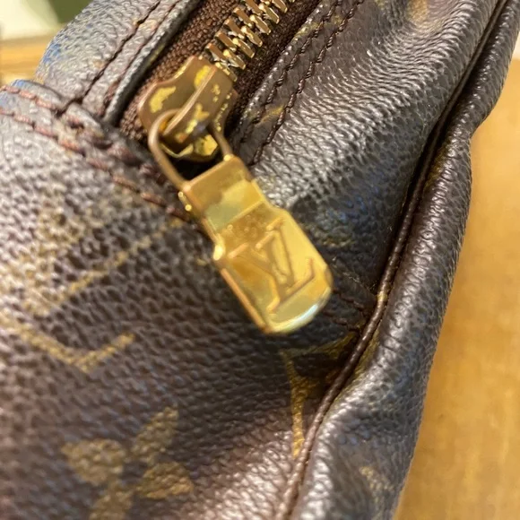 Louis Vuitton Monogram Vintage Pouch Clutch Cosmetic Accessories Bag Large 28 CM - Picture 4 of 12